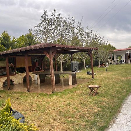 Ευχάριστο Εξοχικό Σπίτι Με Barbeque Appartamento Skála Foúrkas Esterno foto