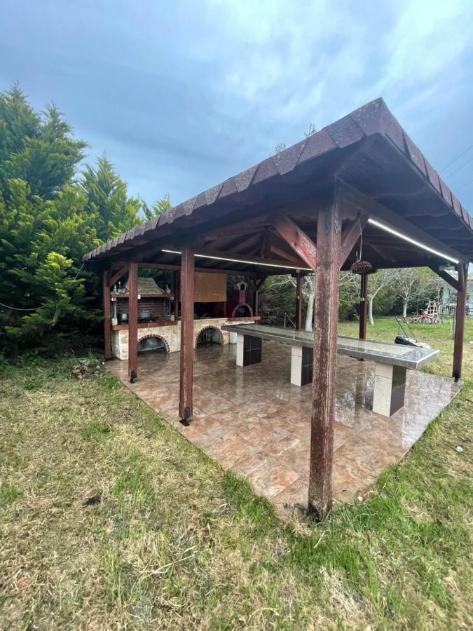 Ευχάριστο Εξοχικό Σπίτι Με Barbeque Appartamento Skála Foúrkas Esterno foto