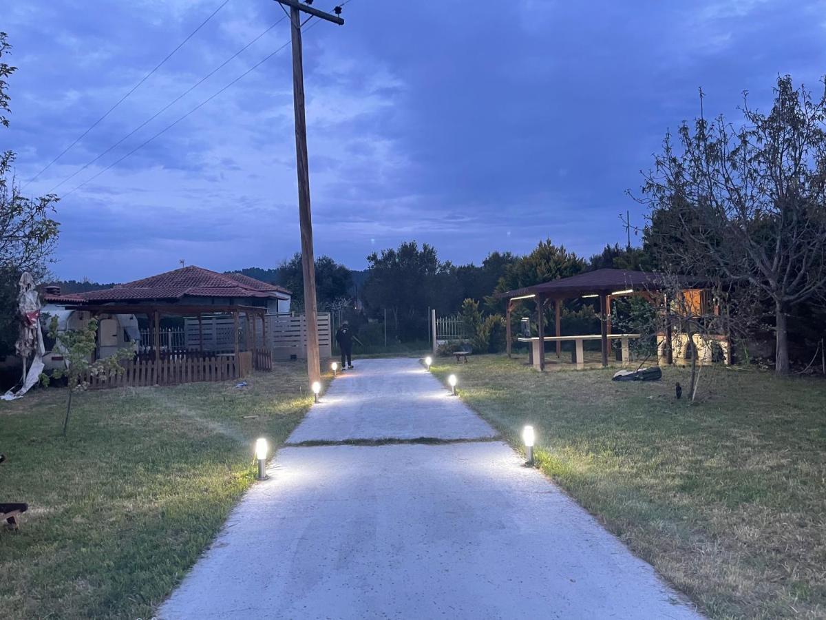 Ευχάριστο Εξοχικό Σπίτι Με Barbeque Appartamento Skála Foúrkas Esterno foto