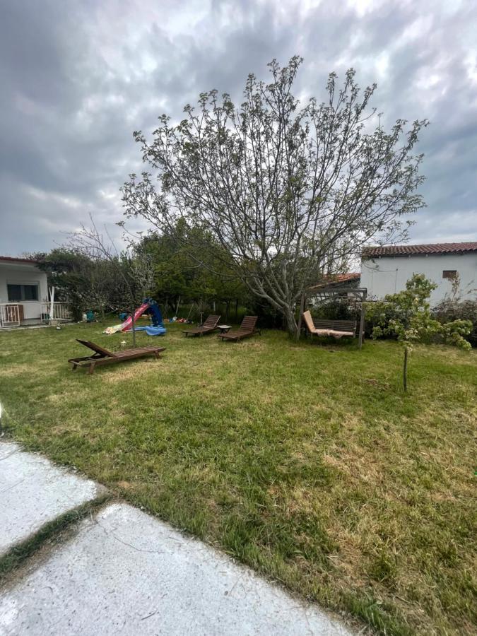Ευχάριστο Εξοχικό Σπίτι Με Barbeque Appartamento Skála Foúrkas Esterno foto